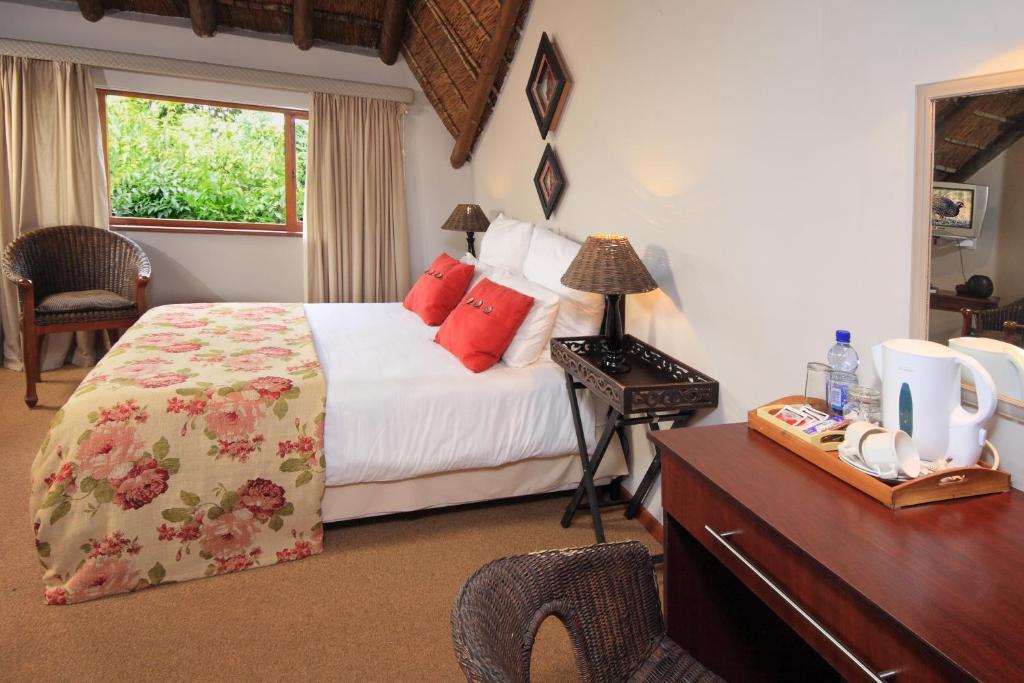 Thatchwood Country Lodge St Francis Bay Ruang foto
