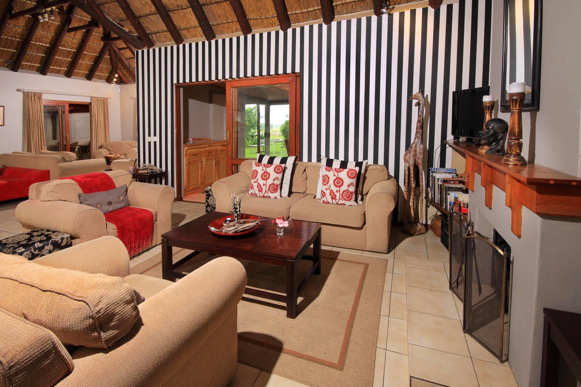 Thatchwood Country Lodge St Francis Bay Bagian luar foto